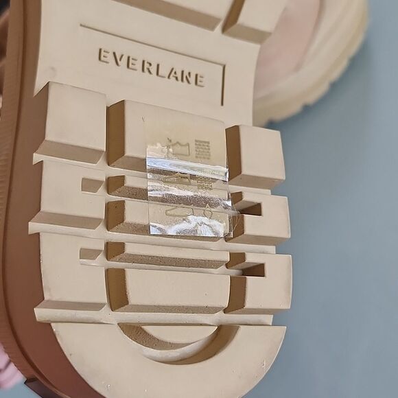 Everlane Utility Boots - Picture 10 of 10